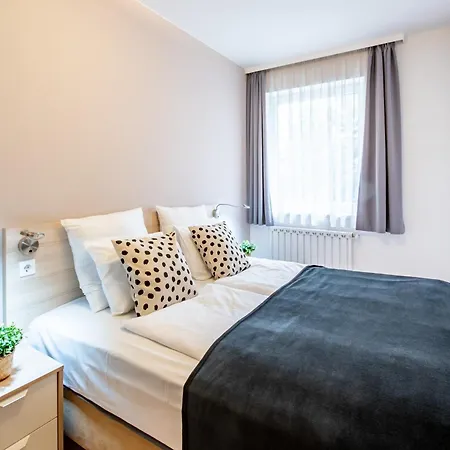 Prime - Bright 2 Bedroom Family 公寓