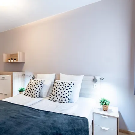 Prime - Bright 2 Bedroom Family
