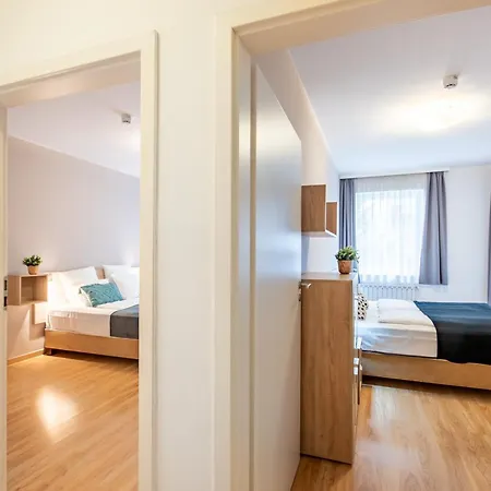 Prime - Bright 2 Bedroom Family 公寓